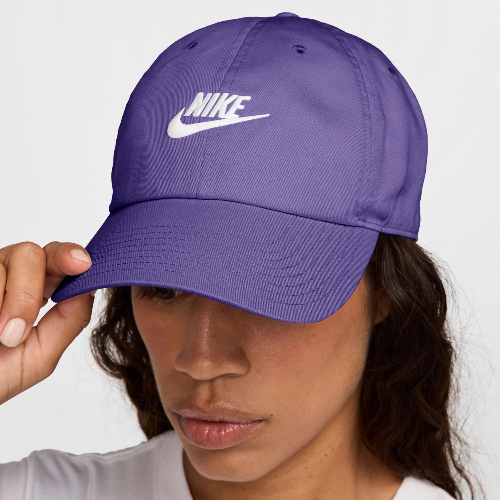 Nike Club Čepice-Fialová