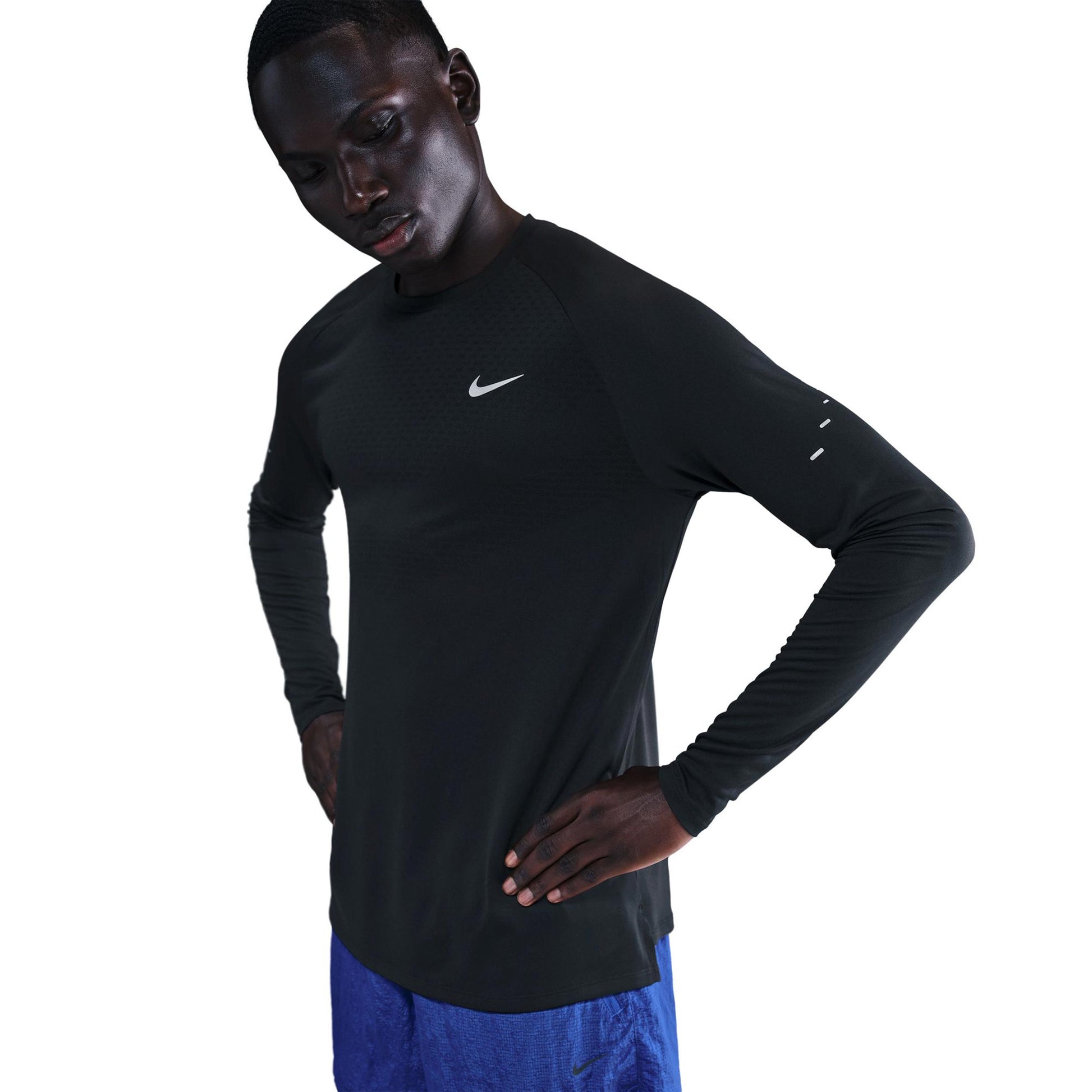 Nike Stride Běžecké tričko Muži - černá, stříbrná