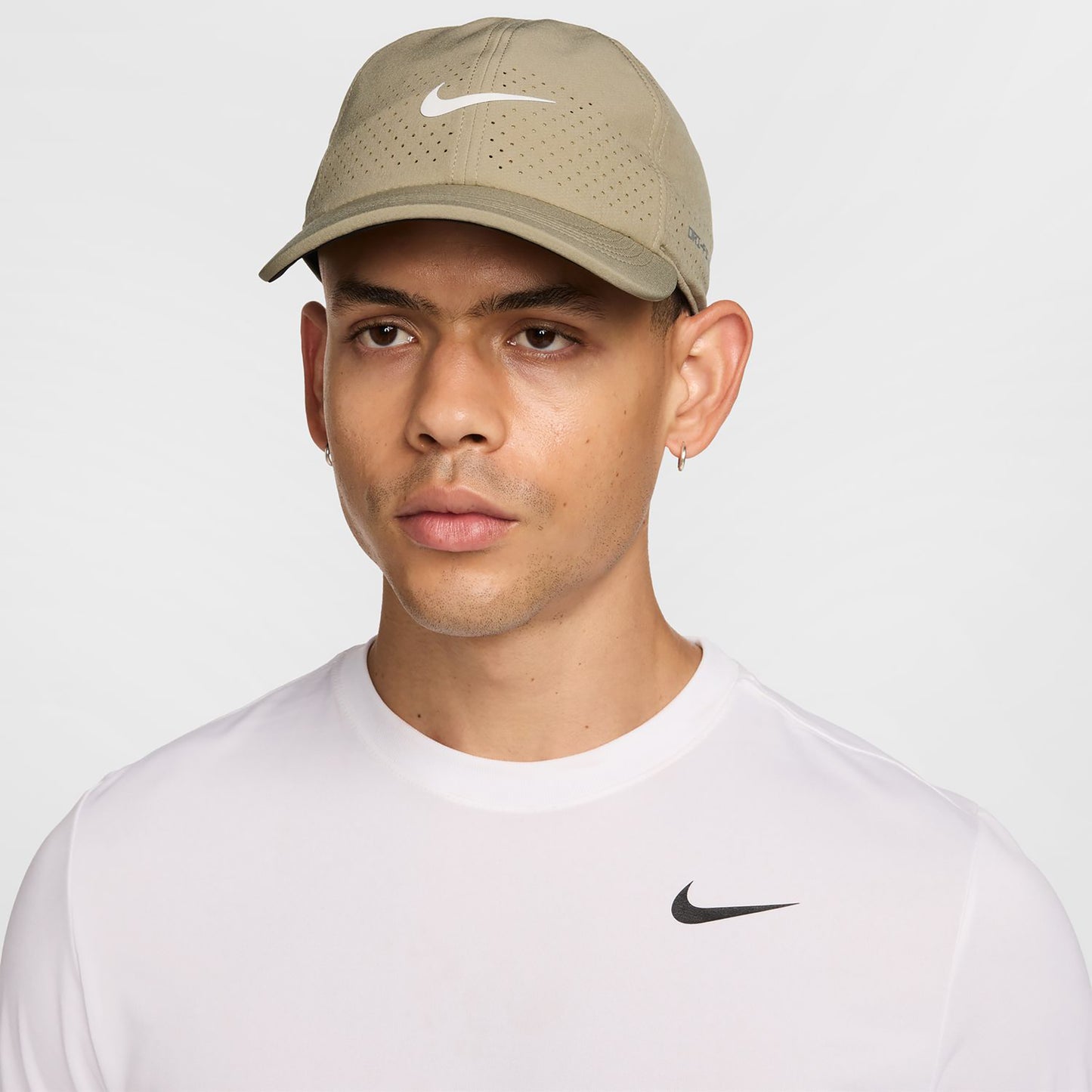 Nike Dri-Fit Advantage Club Čepice Unisex-khaki