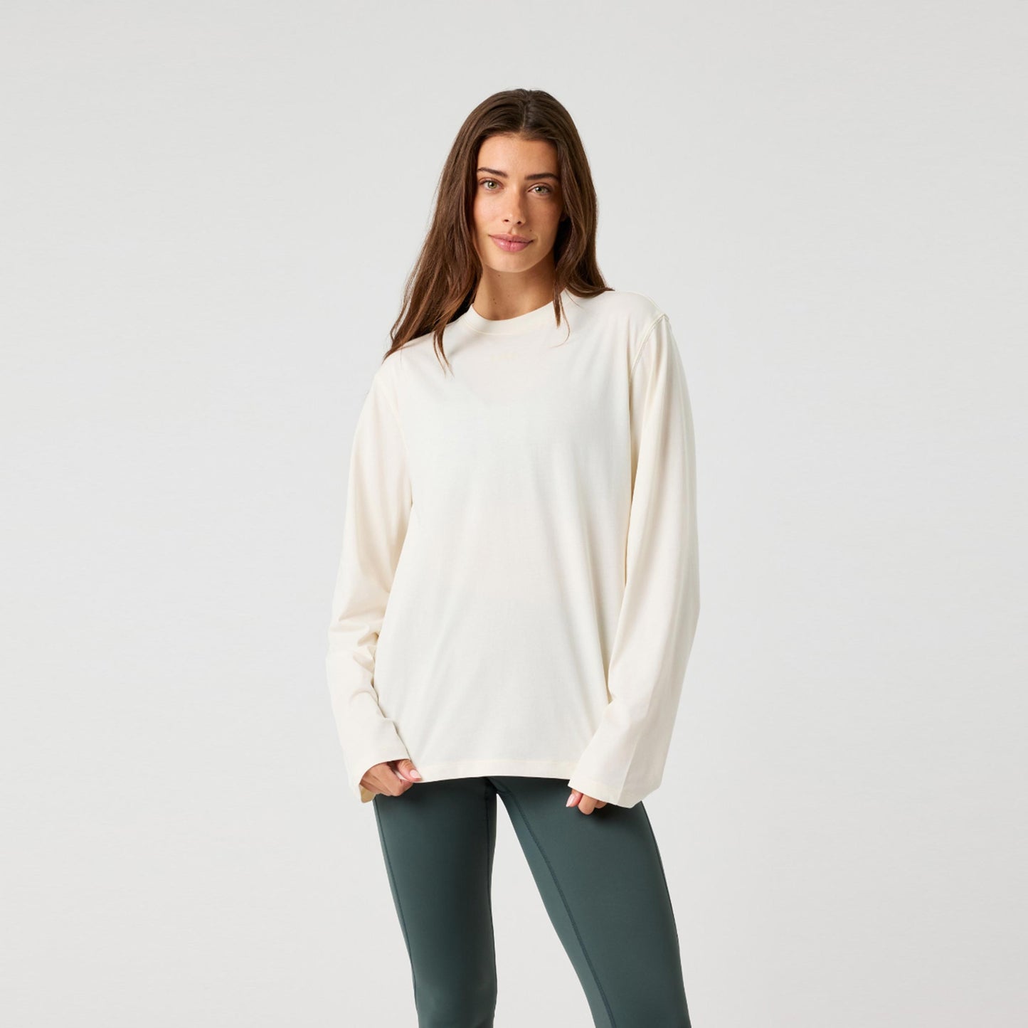 Björn Borg Studio Oversized S dlouhým rukávem Dámy - krémová