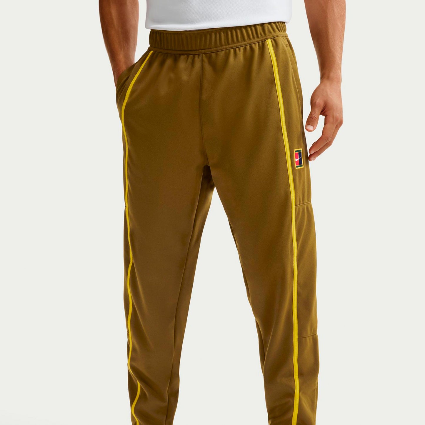 Nike Jannik Sinner Court Heritage Tréninkové kalhoty Muži-olivová