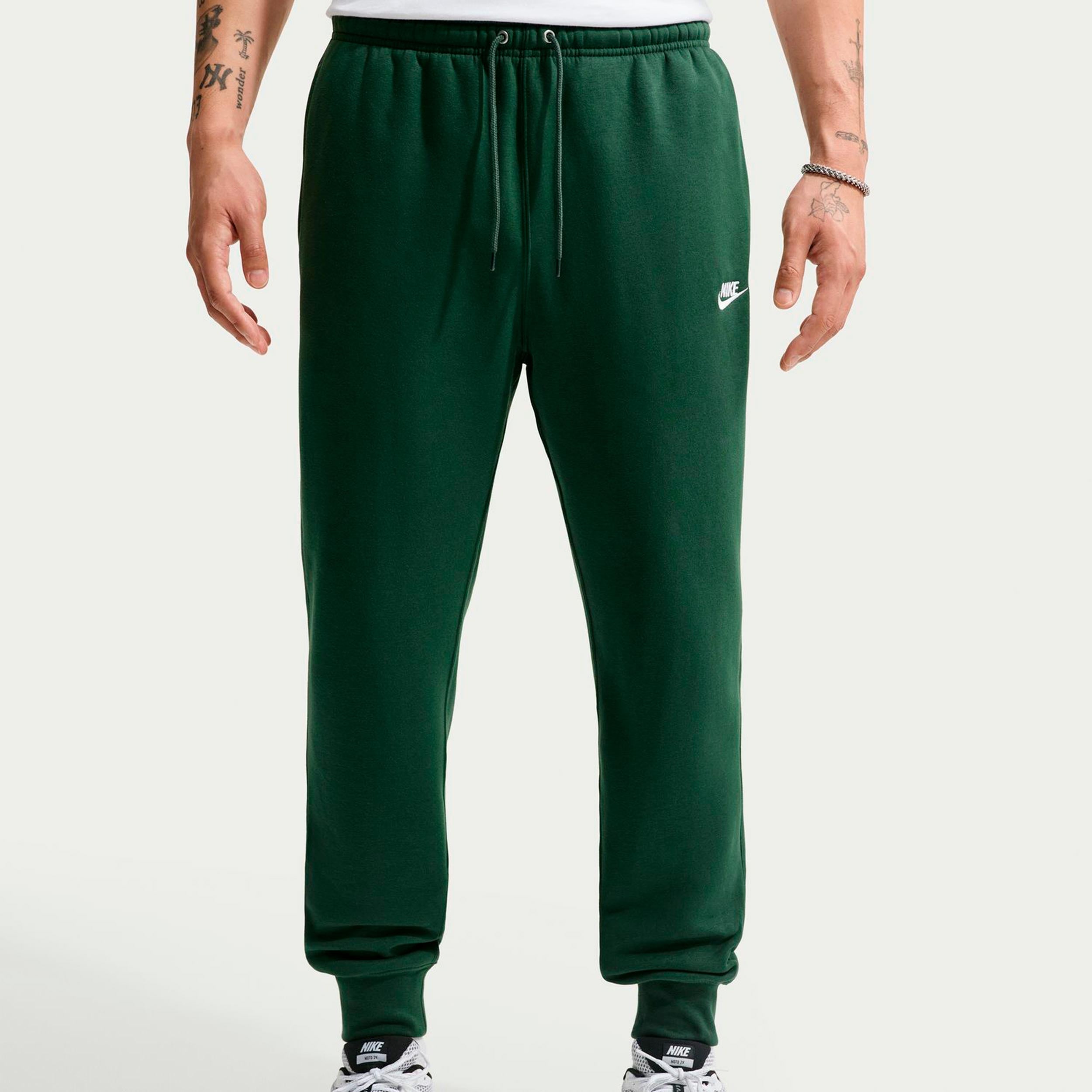 Nike Club Tréninkové kalhoty Muži - tmavě zelená