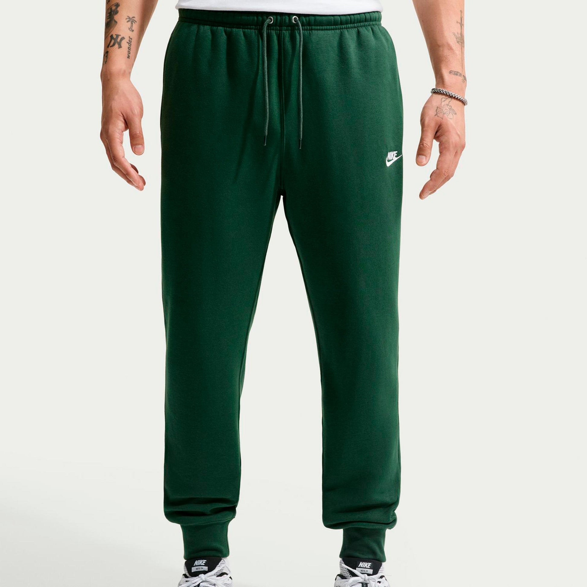 Nike Club Tréninkové kalhoty Muži - tmavě zelená