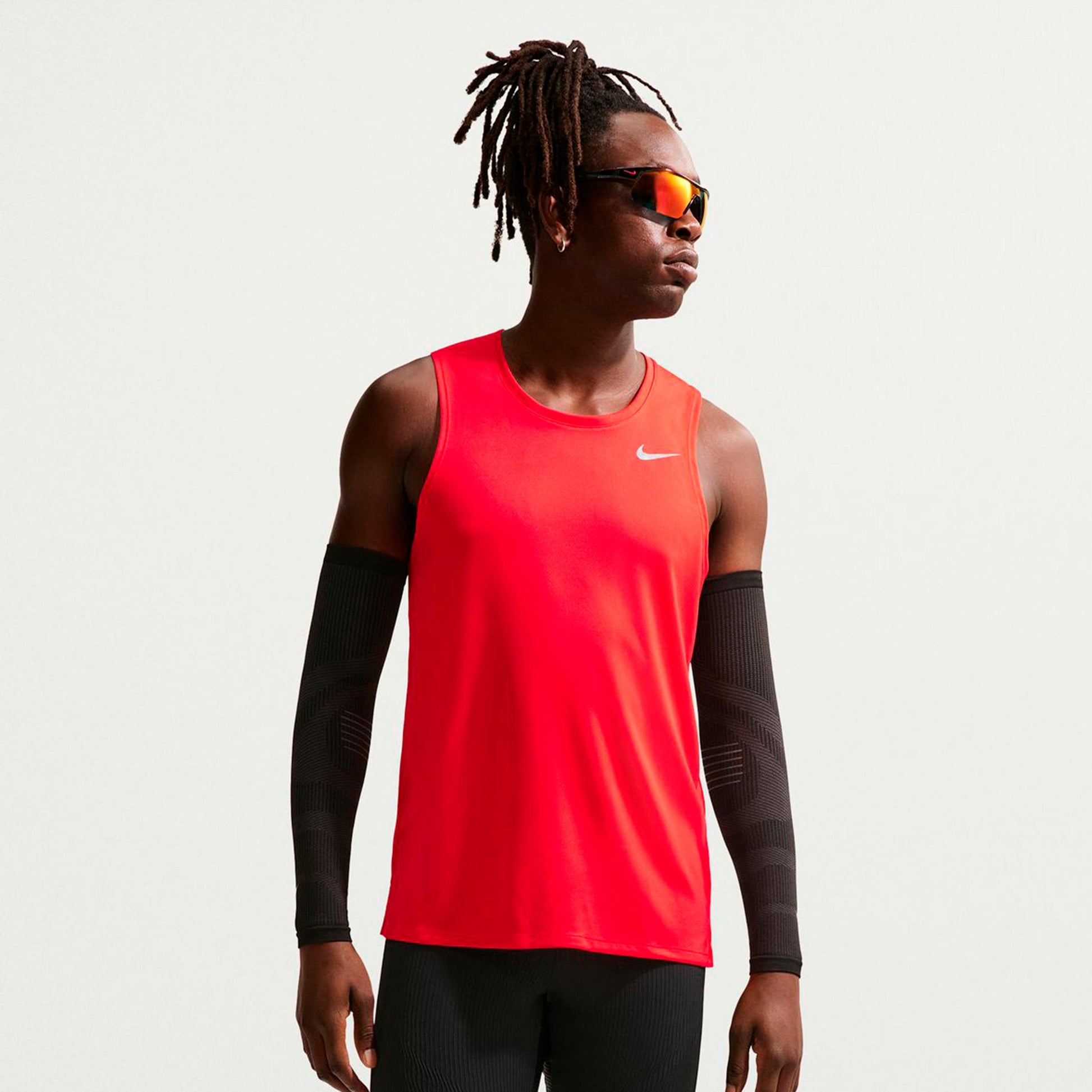 Nike Miler Běžecké tričko Muži - světle červená, stříbrná