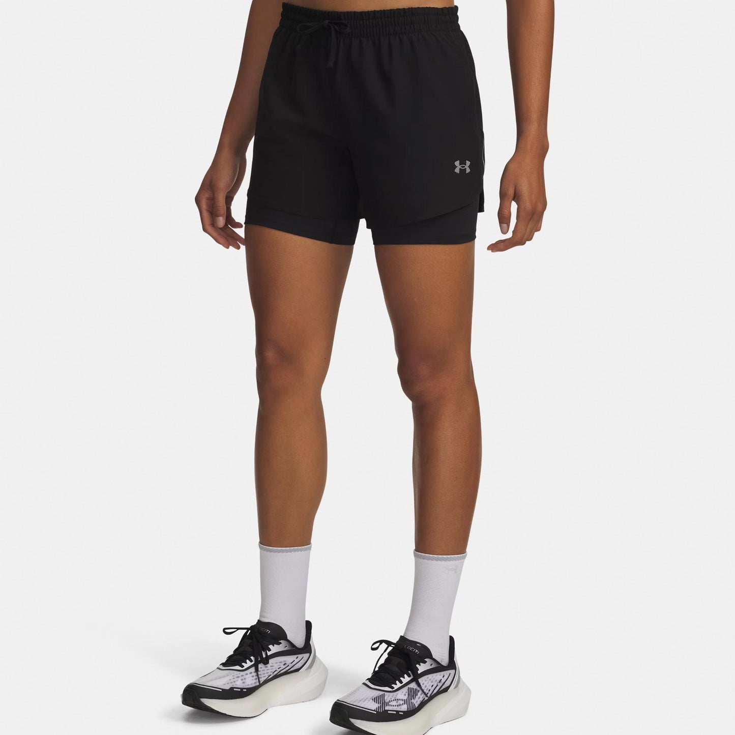 Under Armour Velociti Pro 6in 2n1  Běžecké šortky Dámy-černá, stříbrná