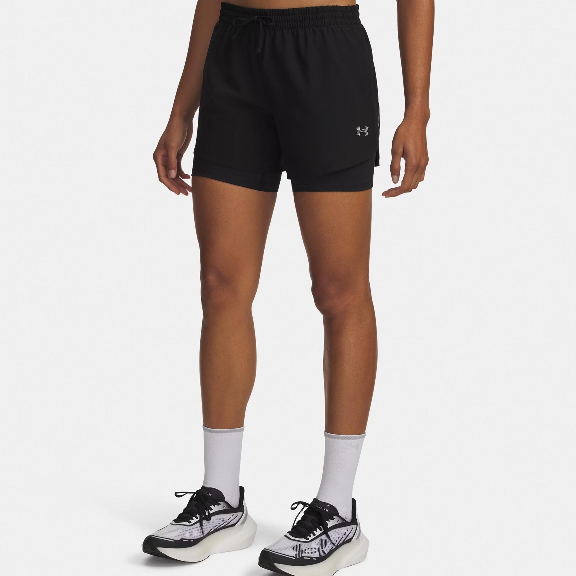 Under Armour Velociti Pro 6in 2n1  Běžecké šortky Dámy-černá, stříbrná