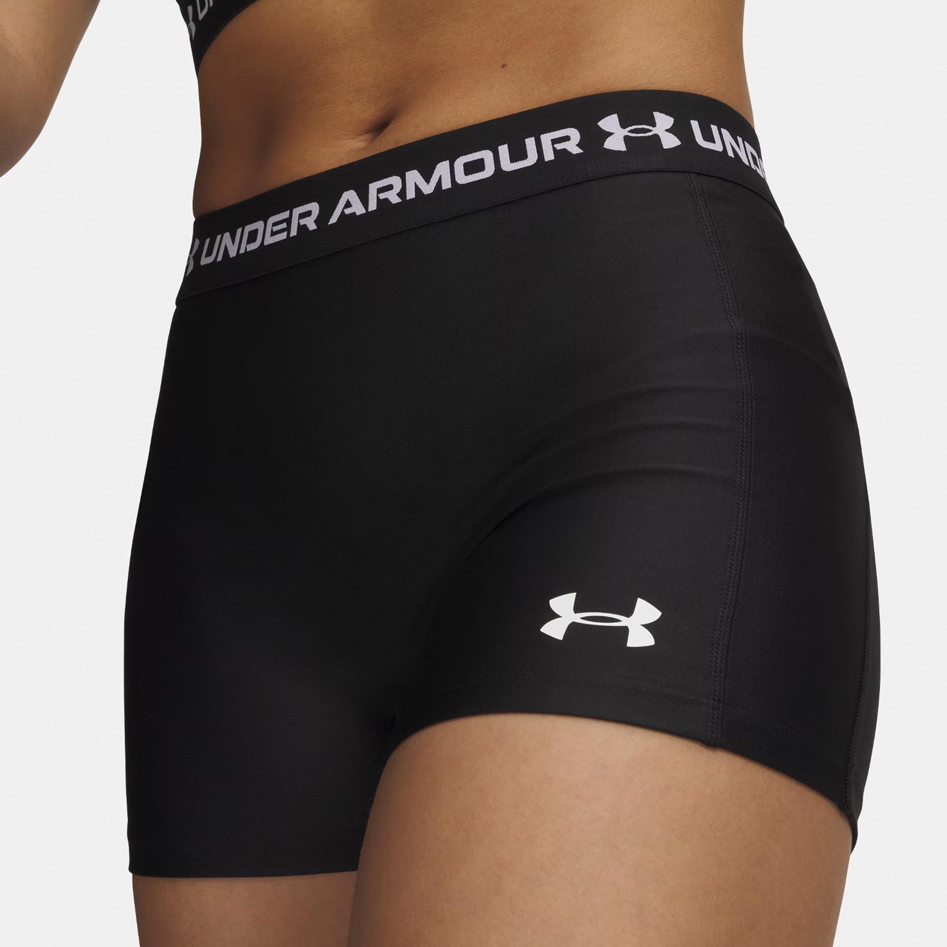 Under Armour HeatGear Šortky Dámy-černá, bílá