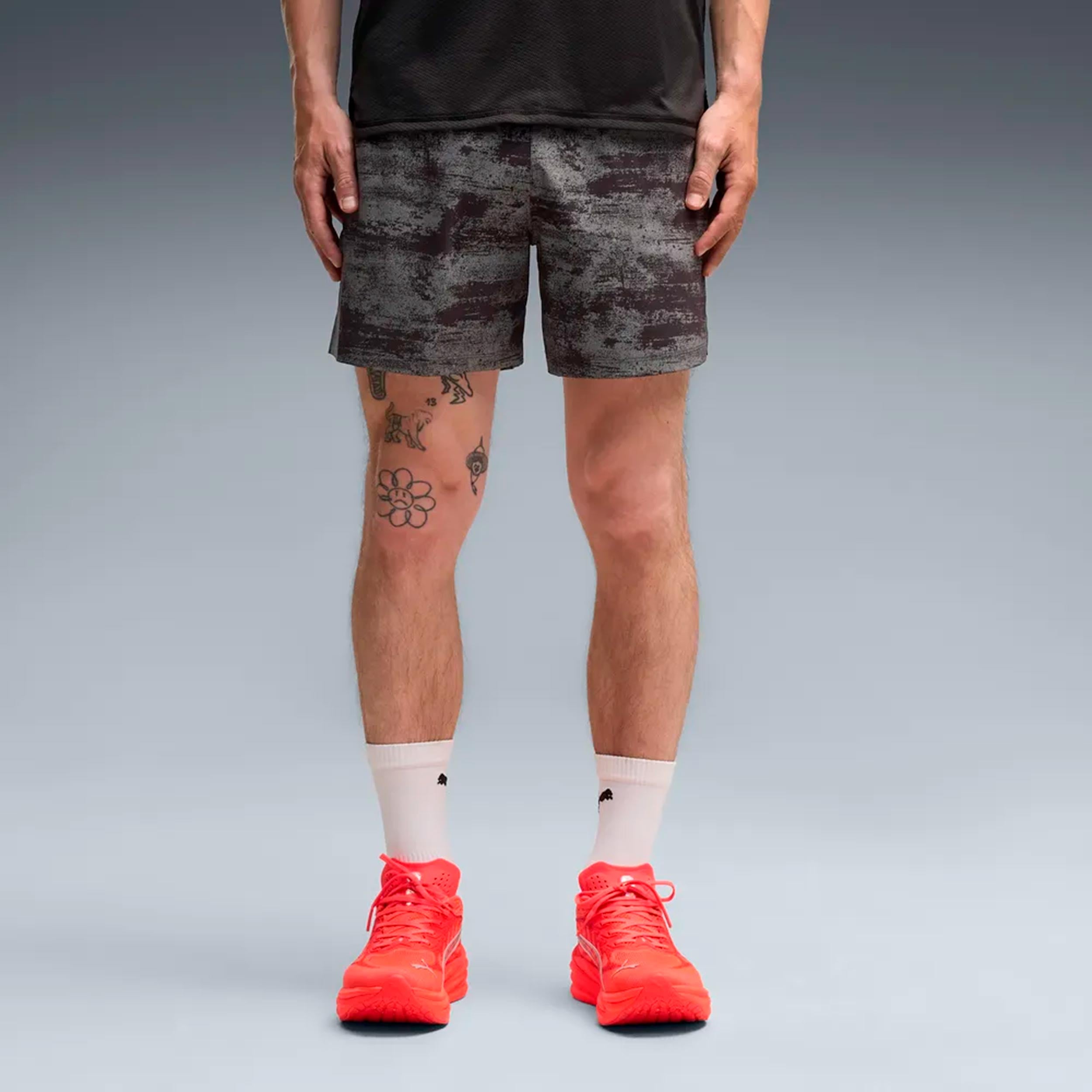 Puma Dreamrun Brightstride AOP 5in  Běžecké šortky Muži - černá