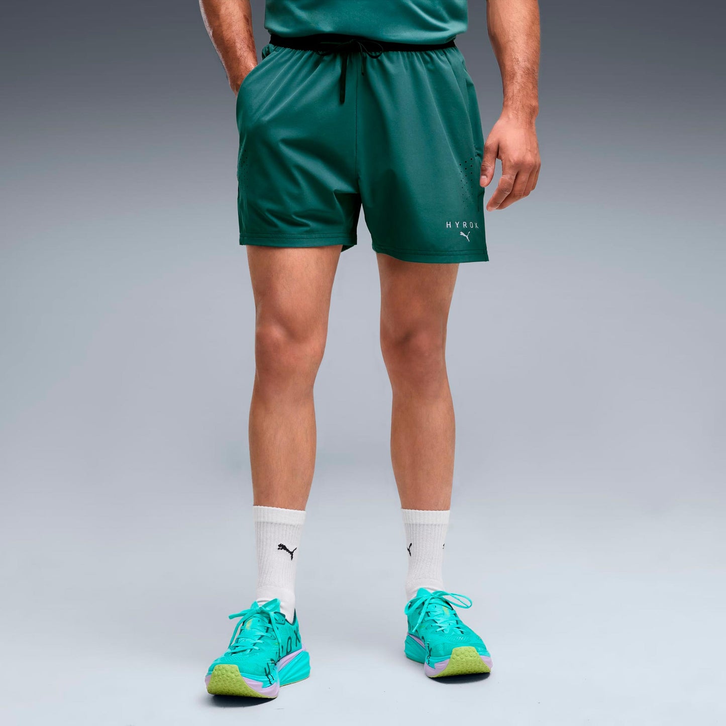 Puma HYROX PWRMODE 5in  Běžecké šortky Muži - zelená