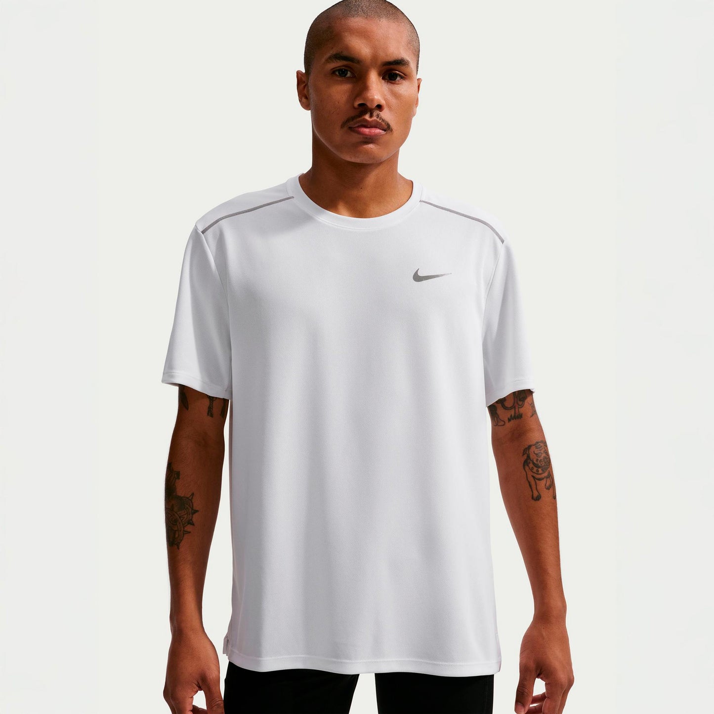 Nike Miler  Běžecké tričko Muži - bílá, stříbrná