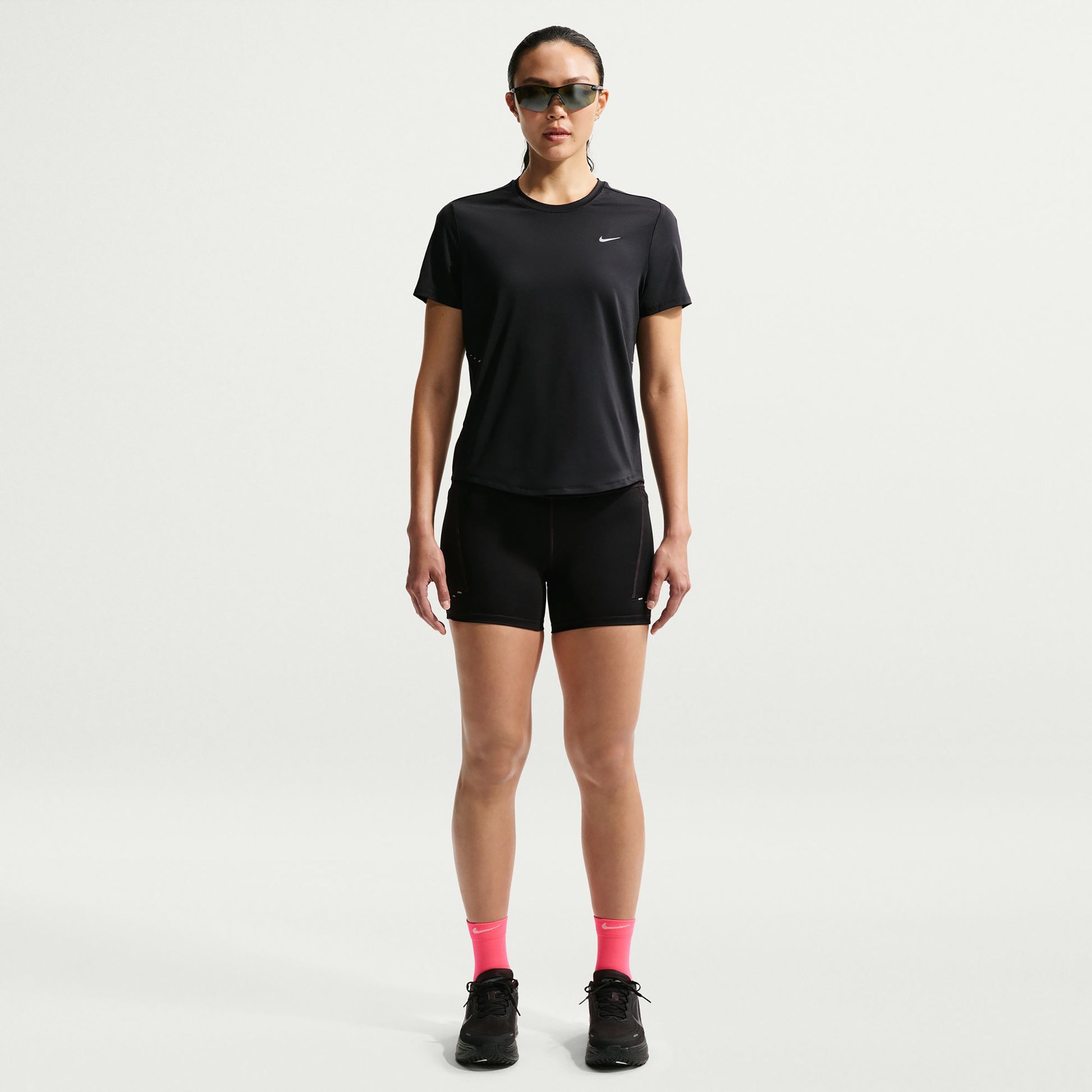 Nike Swift  Běžecké tričko Dámy - černá, stříbrná