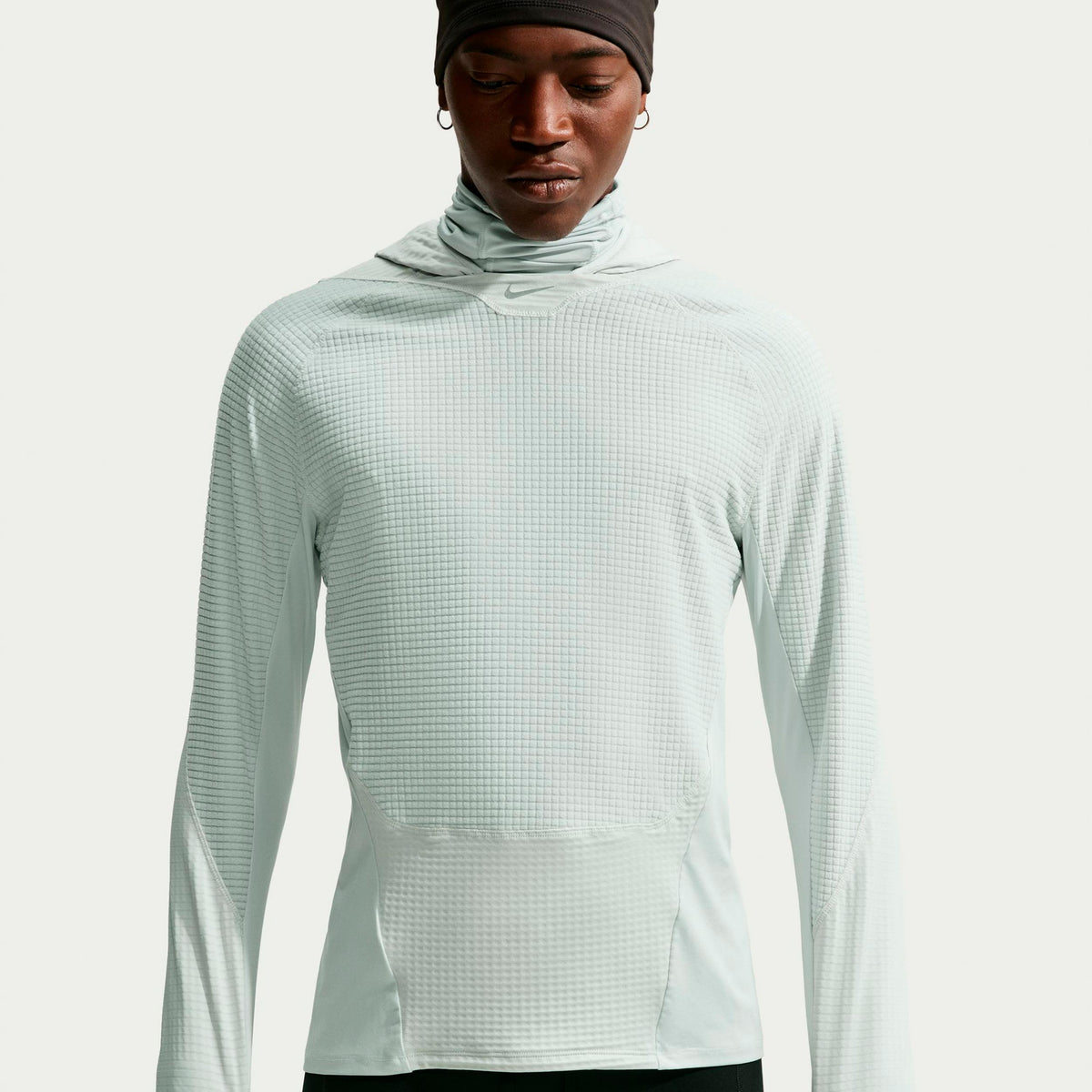 Nike Stride Therma-Fit  Běžecké tričko Muži - šedá, stříbrná