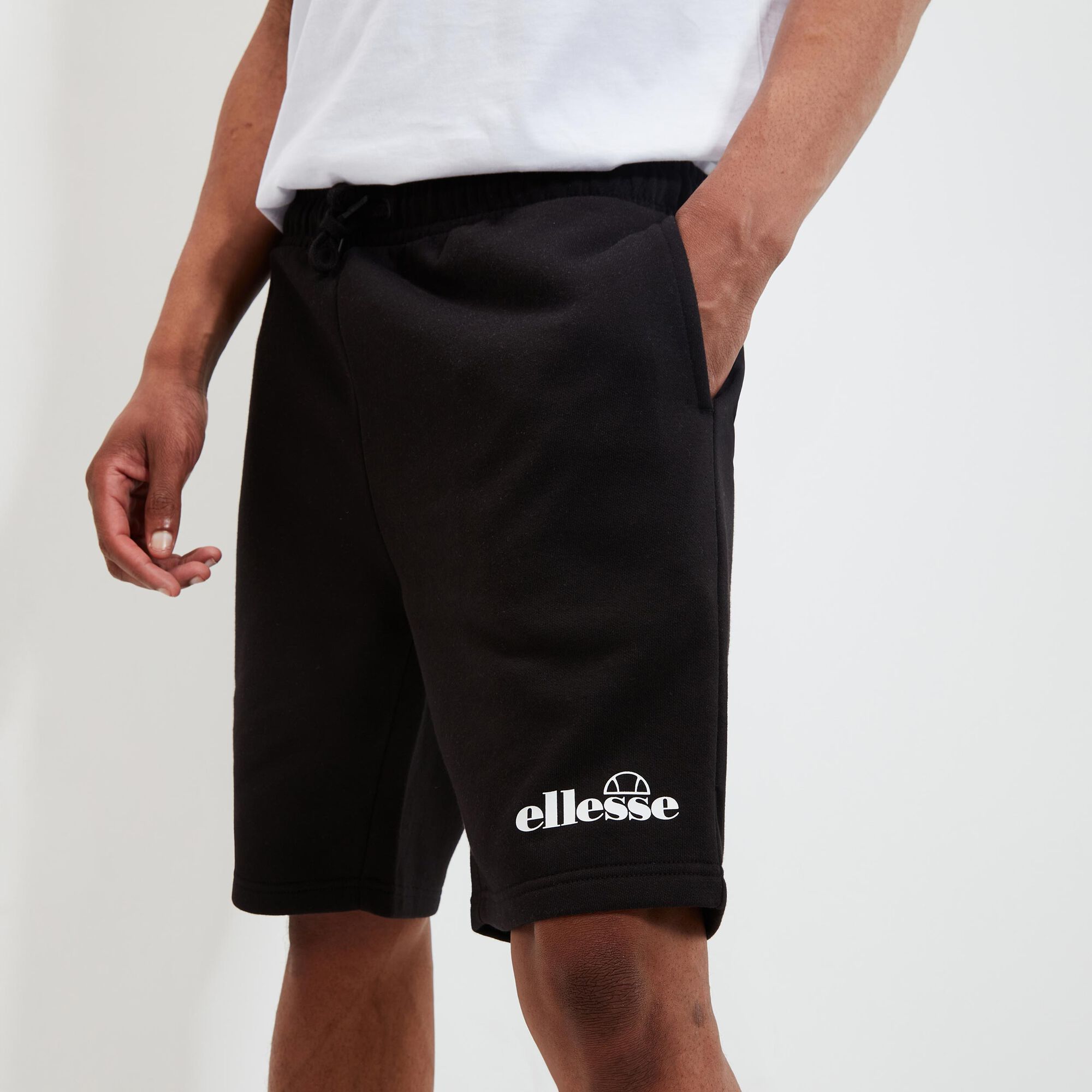 Ellesse