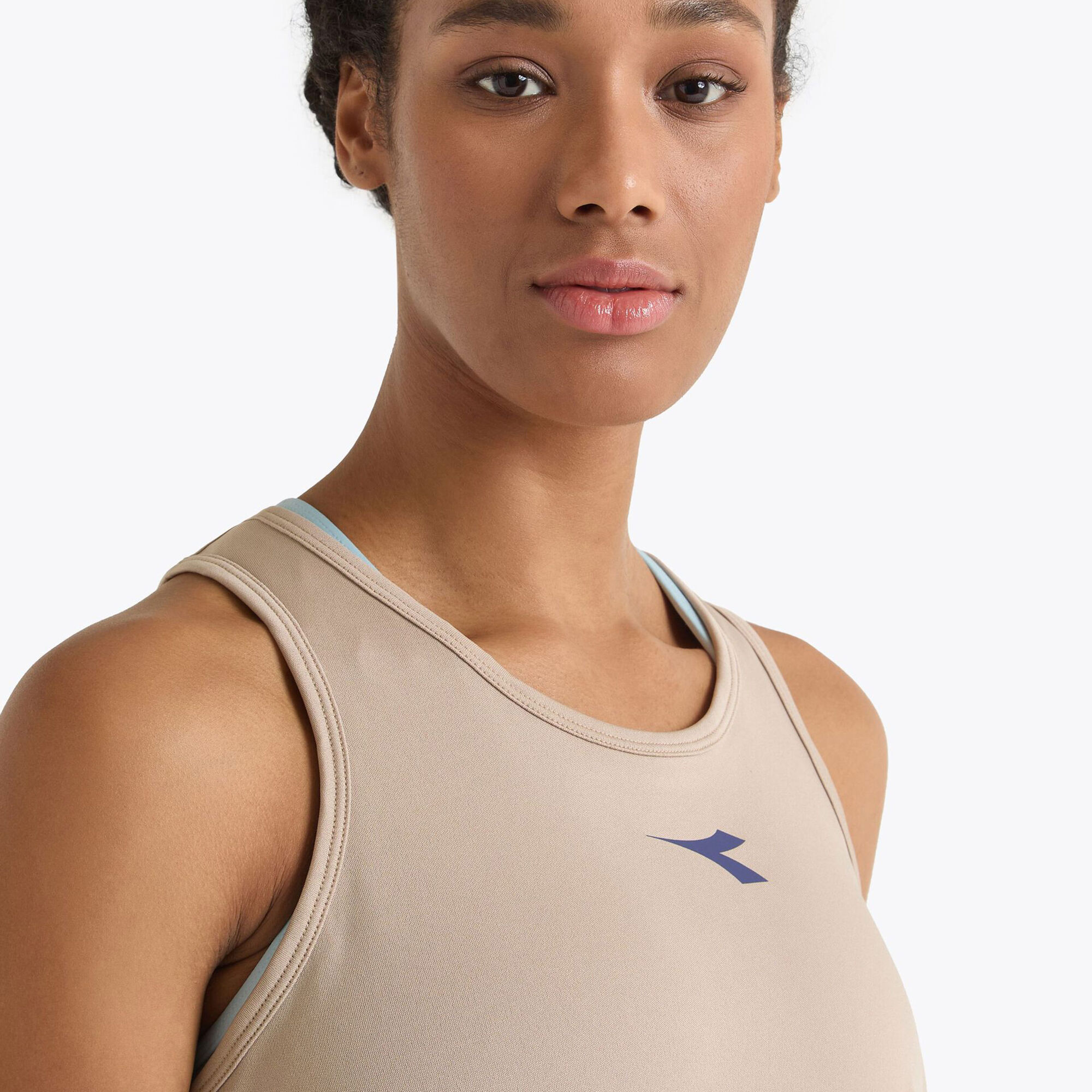 Diadora